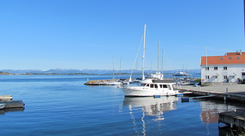 travel Locations, no People, Water, pole, pier, Norway, color Image, sailboat, nautical Vessel, sky, 2K, blue, beauty in nature, clear sky, Boat, moored