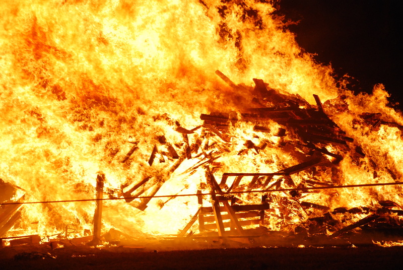 motion, burning, holzstapel, may fire, accidents and disasters, communication, no people, inferno, warning sign, night, flame, orange color, wood - material