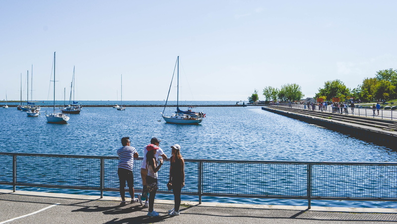 outdoors, women, lifestyle, city, lake, urban, toronto, men, wander, sky, nautical vessel, mode of transportation, sun, railing, 4K, water, lake shore drive
