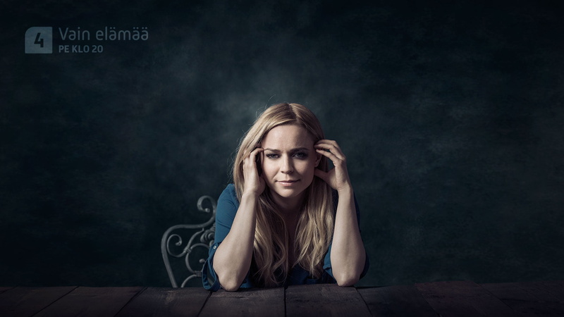 looking at camera, emotion, communication, front view, sitting, blonde, singer, Paula Vesala, portrait, indoors, young women, hairstyle, depression - sadness