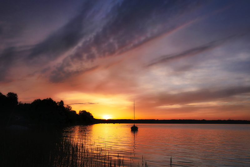 reflection, warm, nature, beautiful, lake, water, orange color, clouds, silhouette, 4K, abendstimmung, starnberger see, romantic sky, summer, tranquil scene