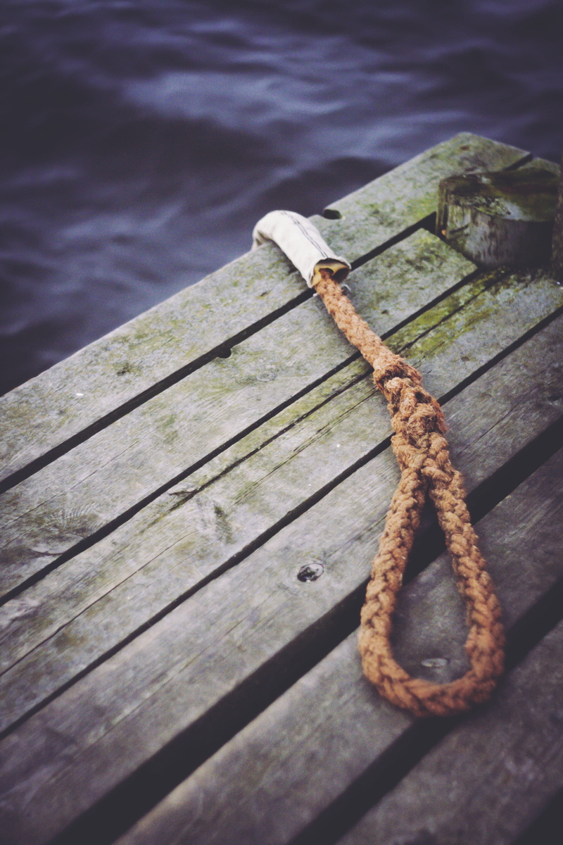 tied up, rusty, textured, pier, wood, close-up, table, plank, no people, day, rope, still life, wood - material, lake, metal, 4K, weathered, landing stage