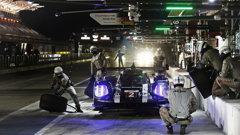 leisure activity, light, 2K, travel, illuminated, nightlife, arts culture and entertainment, transportation, real people, stage, lmp1, 9r9-16, 919, hybrid