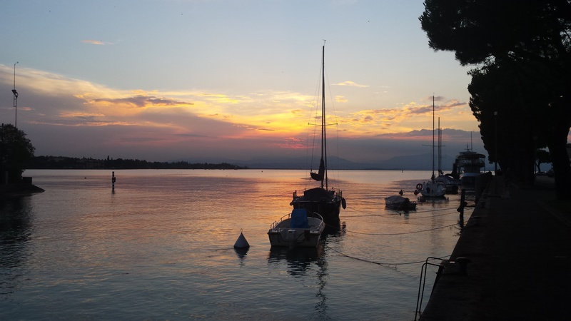 tranquility, non-urban scene, scenics - nature, lake, nature, italian, beauty in nature, water, 4K, sunset, lago, panorama, outdoors, cloud - sky, orange color