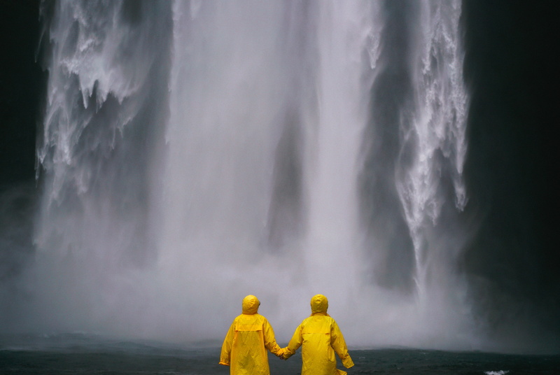 two, nature, rear view, couple, 8K, flowing, waterfalls, power in nature, front, coat, standing, beauty in nature, two people, water, wearing, togetherness