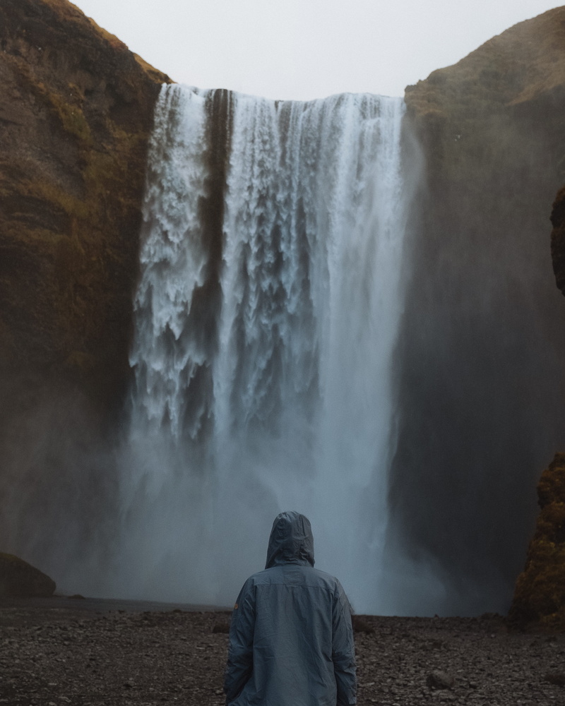outdoors, gray, traveller, green, rear view, power in nature, long exposure, rock, coat, grey, hood - clothing, non-urban scene, 4K, beauty in nature