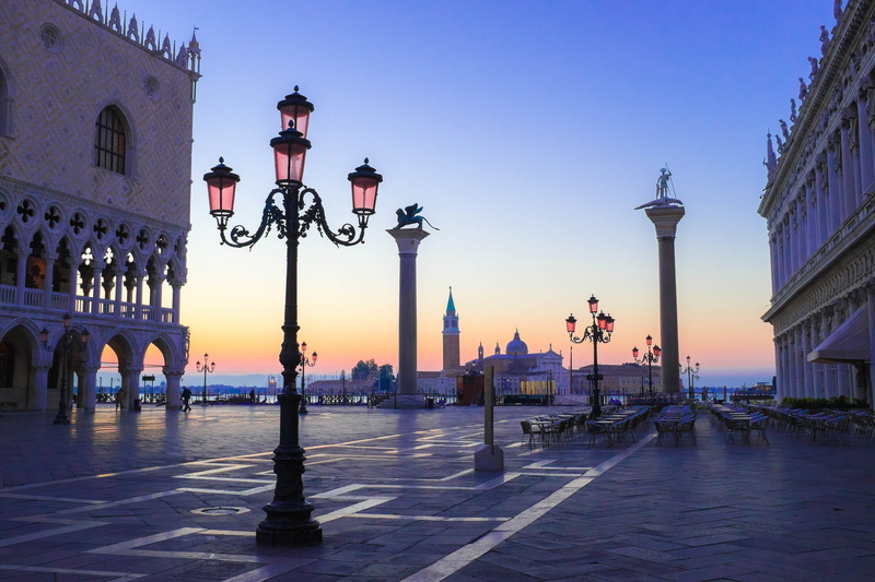 sky, the Doges Palace, Italy, post, sunset, history, street light, city, tourism, travel, travel destinations, incidental people, 1080P, outdoors, street