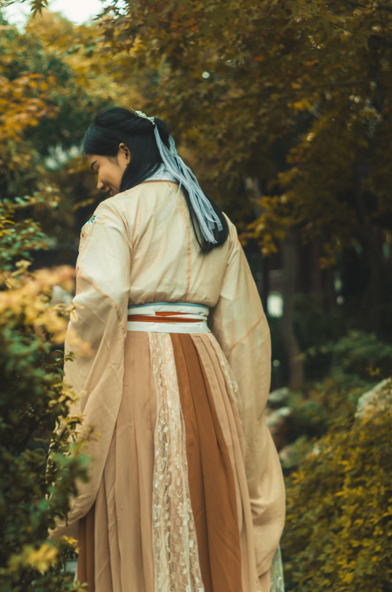 kimono, day, leisure activity, clothing, raincoat, traditional clothing, human, 4K, person, outdoors, moss, cloak, focus on foreground, daytime, rear view