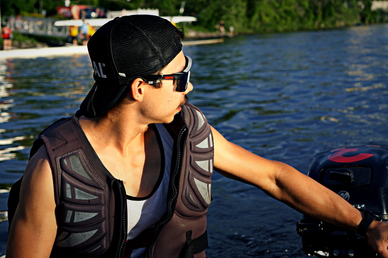 young men, motor boat, 5K, safety, rowing, outdoors, focus on foreground, sunglasses, canada, lake, portrait, boat, water, one person, real people, coach