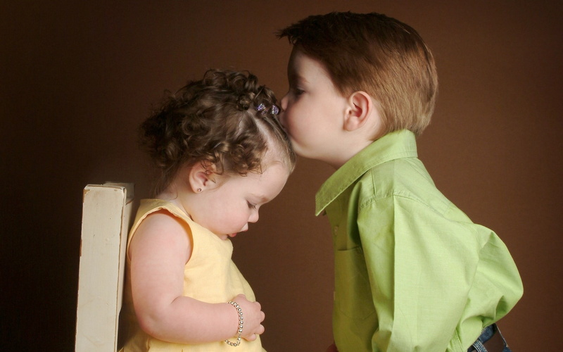 childhood, family, togetherness, hairstyle, hair, happiness, small, lifestyles, tender, offspring, boy, child, baby, green, caucasian Ethnicity, sweet