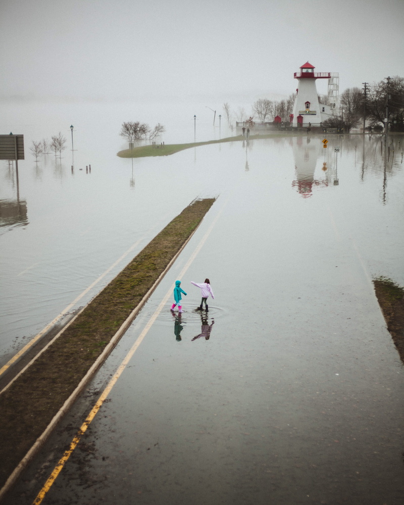 outdoor, lifestyles, architecture, person, adult, standing, transportation, rubber boot, walking, women, fredericton, children, real people, flooded, lake