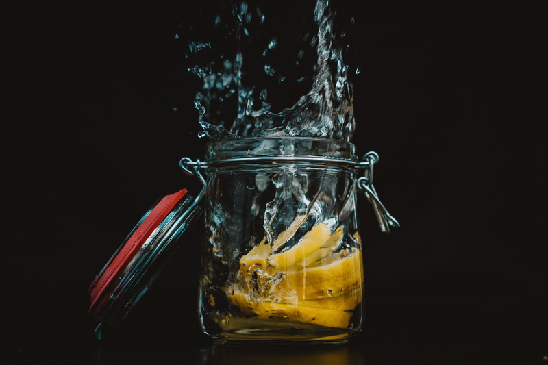 5K, vase, beverage, blossom, splashing, pottery, container, clear, water, plastic wrap, citrus fruit, lemon, food, food and drink, transparent, refreshment