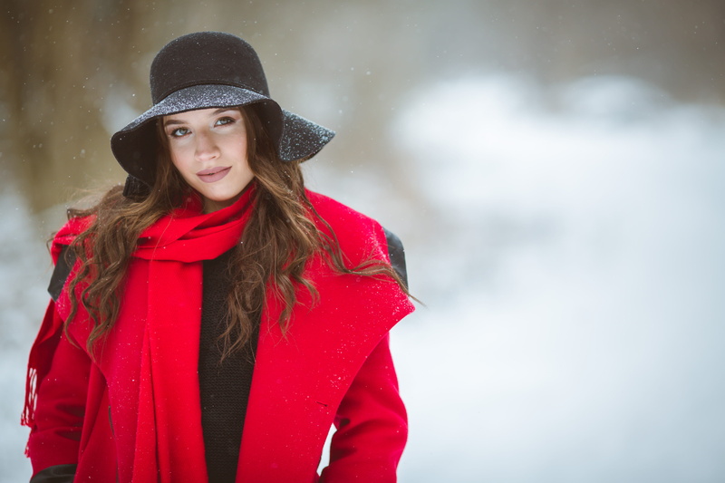 snowing, girl, red, clothing, face, 135mm, one person, canon 6d, person, sun hat, 4K, real people, hat, winter, white, long hair, overcoat, female, outdoors