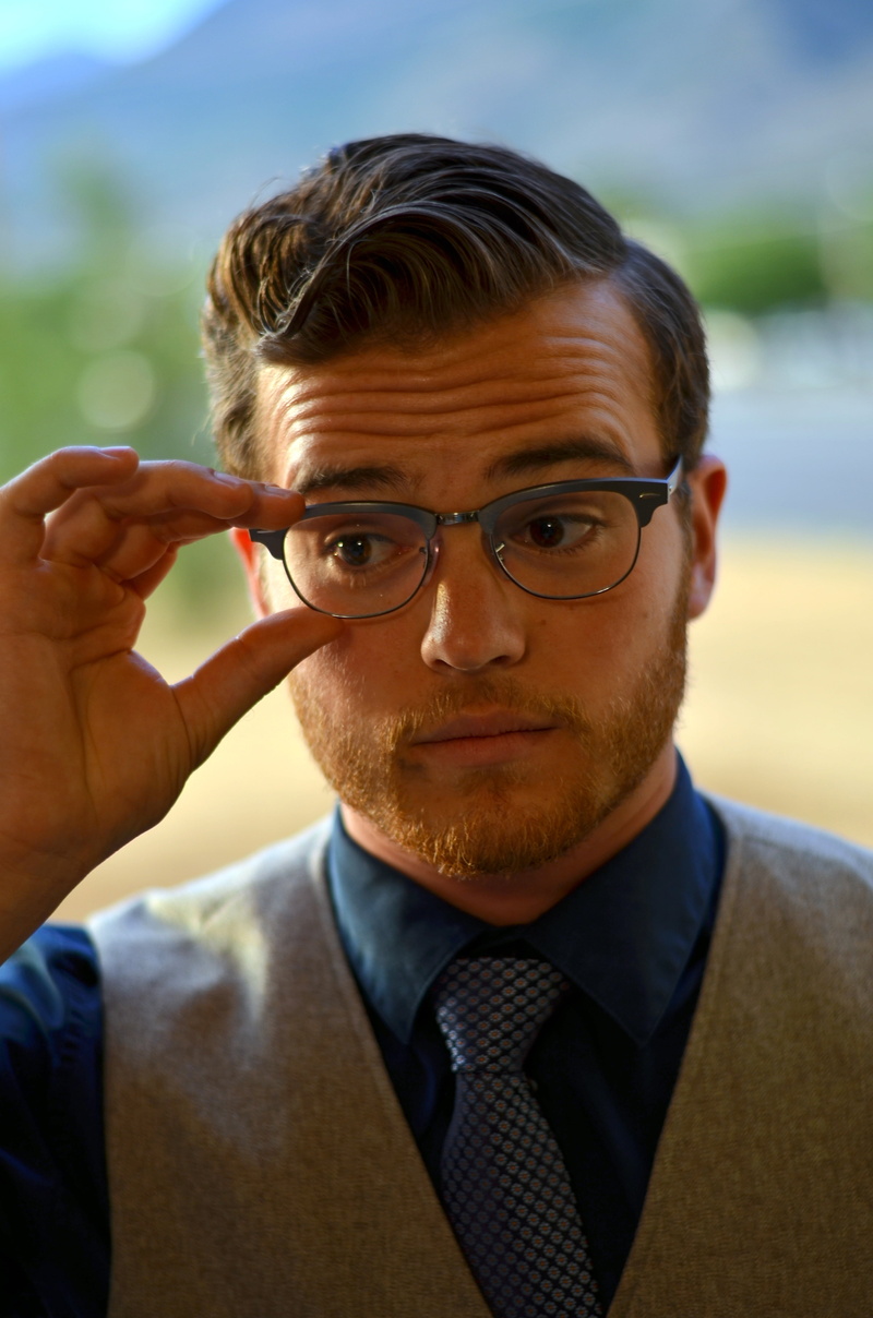 headshot, looking at camera, one person, wearing, young, close-up, 4K, eyeglasses, bokeh, front view, man, vintage, lifestyle, vest, portrait, lifestyles