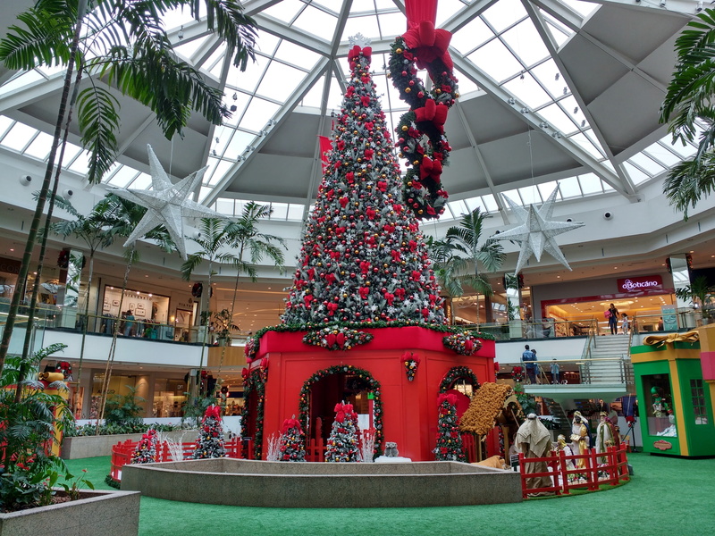 architecture, christmas decoration, ceiling, sculpture, building, cultures, religion, representation, 4K, built structure, christmas tree, shopping center