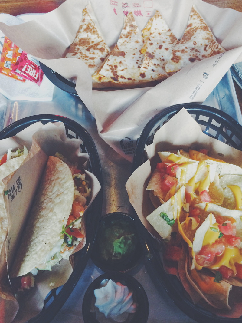 plate, unhealthy eating, 2K, tacos, snack, fast food, close-up, table, no people, freshness, mexican food, indoors, mexican, high angle view, meal, sandwich