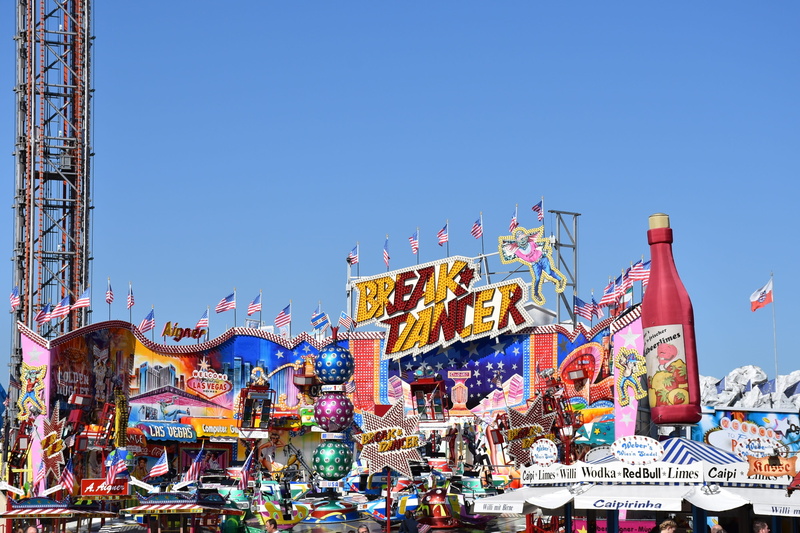 multi colored, 2K, Bavaria, hustle and bustle, fun, carnival, pleasure, text, nature, thrill, day, festival, fairground, clear sky, arts culture and entertainment