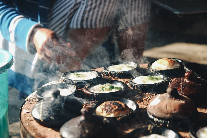 4K, bowls, midsection, meal, one person, occupation, seafood, food photography, preparing food, hand, heat - temperature, real people, freshness, delicious