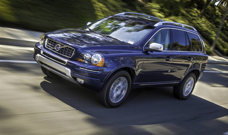 side View, no People, engine, transportation, grille, bumper, wheel, volvo xc90 ii, headlight, 4x4, editorial, old, volvo, car, sedan, reflection, road