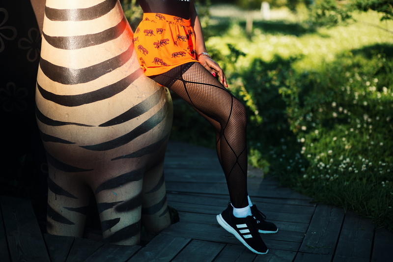 fashion model, focus on foreground, young, low section, leisure activity, female model, girl, art, park, model, shoe, adidas, legs, body part, one person