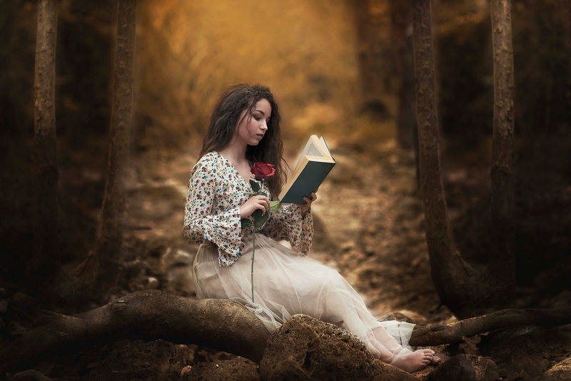 forest, girl, rose, 1080P, Carmen Gabaldon, reading, book