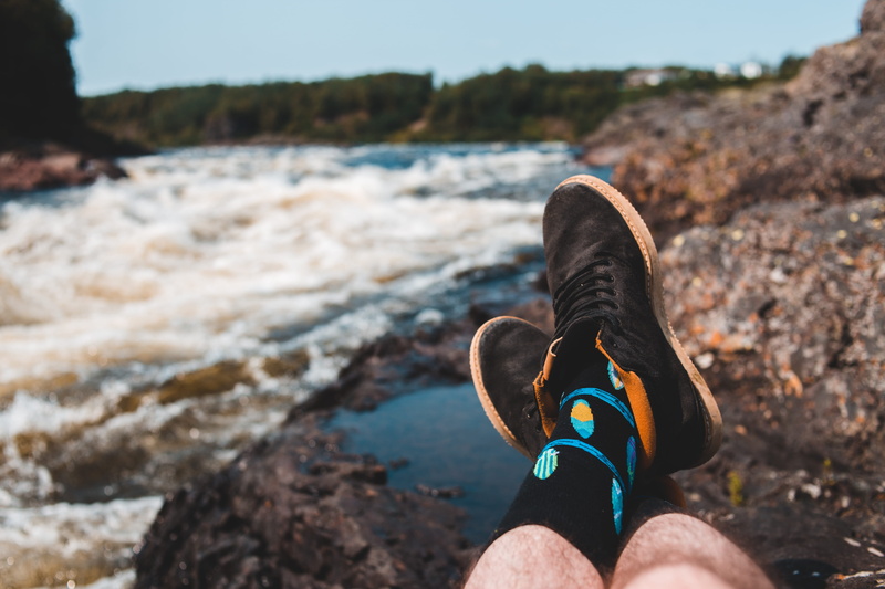 focus on foreground, nature, personal perspective, clogs, running shoe, sneaker, real people, 5K, human limb, soil, low, rock, solid, day, water, shoe