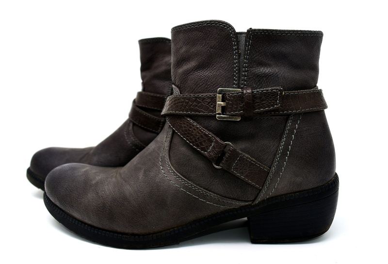 close-up, black color, clothing, leather shoe, menswear, brown, white background, lace - fastener, people, winter boots, grey, 5K, shoes, personal accessory