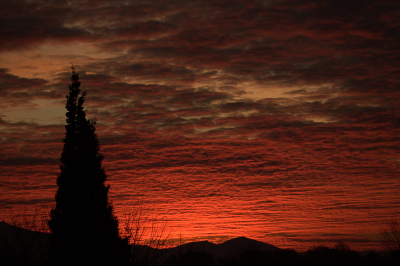 orange color, non-urban scene, romantic sky, beauty in nature, mountain, cloud - sky, plant, silhouette, photography, outdoors, eos1300d, environment, thessaloniki