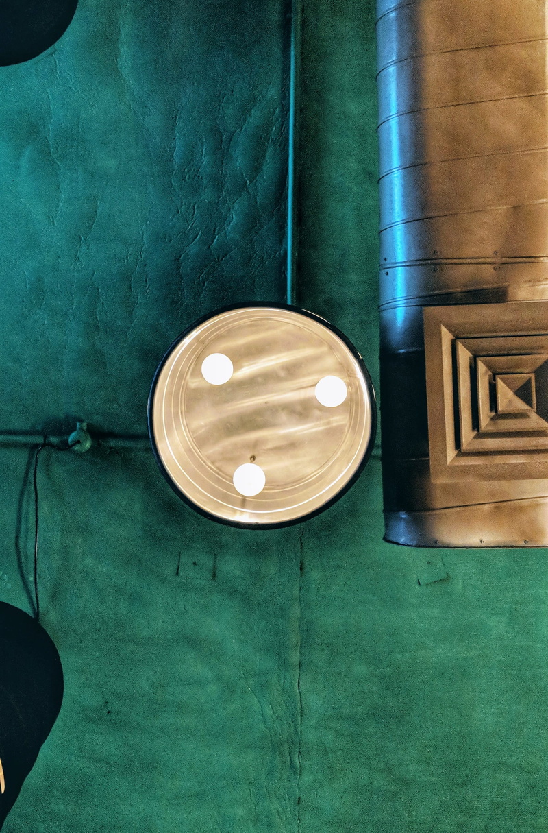 table, lights, circle, flame, delhi, human body part, communication, beer, india, directly above, irishhouse, new delhi, one person, text, burning, shape