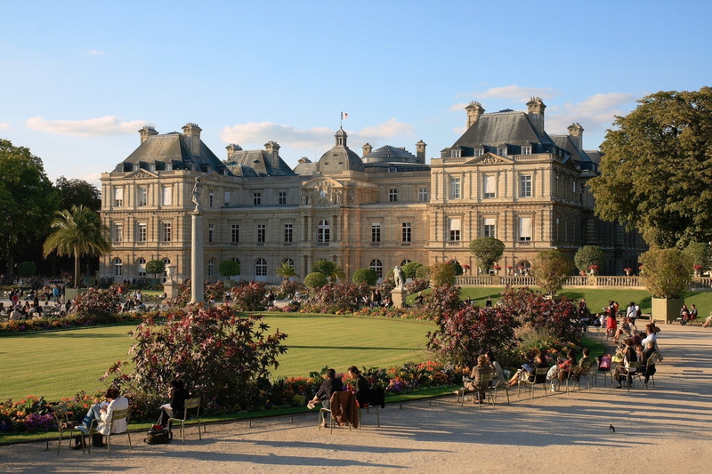 sky, men, palace, urban Scene, famous Place, travel Destinations, mansion, luxembourg palace, built Structure, facade, group of people, tree, summer, adult