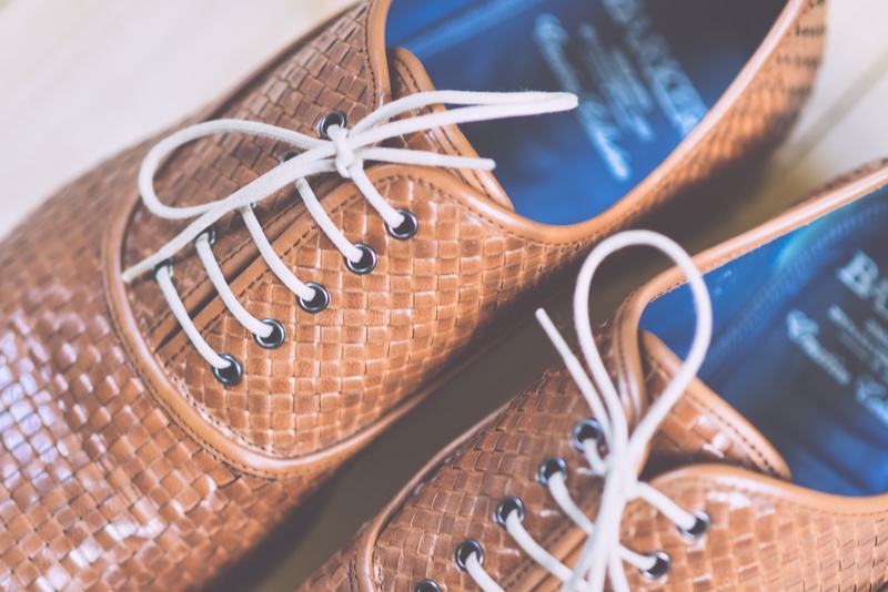 brown, plaited, indoors, connection, footwear, men, classic, variation, still life, shoe, photography, fashion, in a row, metal, personal accessory, dress