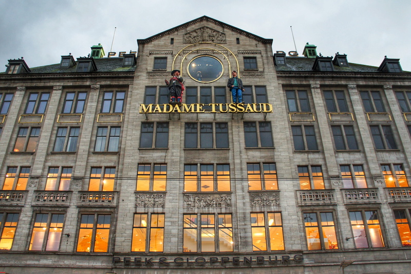 text, clock, travel destinations, no people, building, dam square, 2K, western script, architecture, law, madam tussaud museum, amsterdam, building exterior
