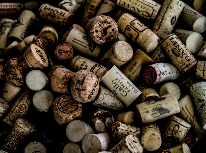 chardonnay, text, 5K, red, cork - stopper, drink, indoors, winemaking, zinfandel, container, wood - material, wine cork, alcohol, happy, food and drink