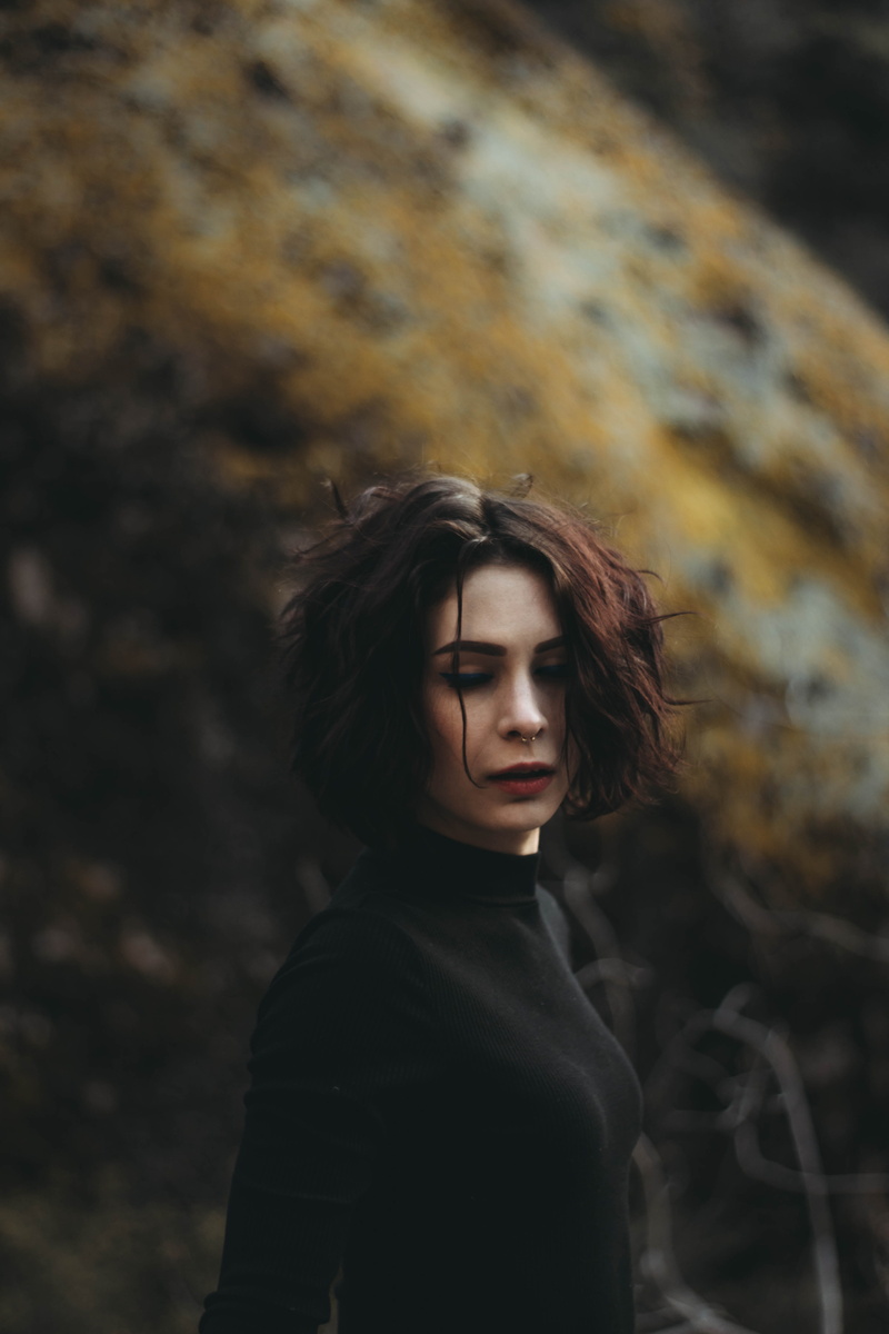 beautiful, beautiful woman, neck, outdoors, caucasian Ethnicity, nature, women, females, lifestyles, sweater, only women, leisure activity, people, hairstyle