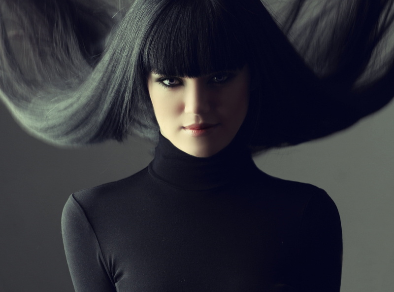 studio shot, black background, close-up, indoors, portrait, beautiful woman, headshot, Girls, With, one person, Fringe, Hairstyle, top, black, turtle, hair