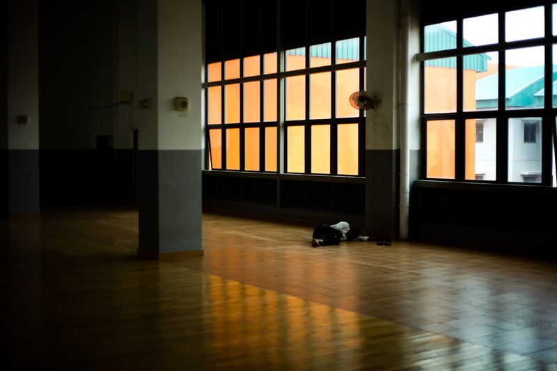 colours, empty, building, reflection, door, transparent, architectural column, entrance, 5K, built structure, wood, indoors, flooring, rest, no people