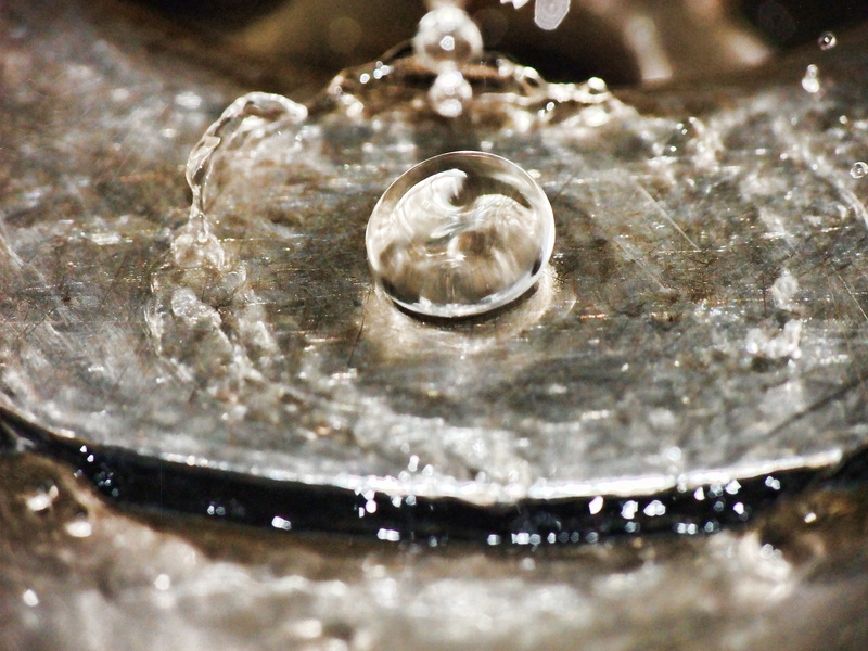 displace, precious gem, food and drink, ball, water, close-up, full frame, art, dripping, nature, drip, metal, high angle view, shiny, luxury, backgrounds