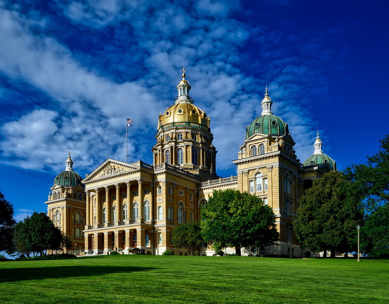building exterior, near, architecture, cities, government, concrete, nature, des moines, hdr, building, state capitol, tourism, grounds, urban, clouds