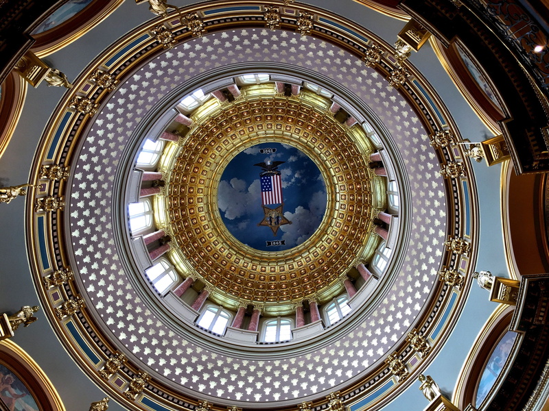 shape, geometric shape, statehouse, iowa, no people, creativity, building exterior, building, travel, pattern, cupola, ornate, low angle view, spirituality