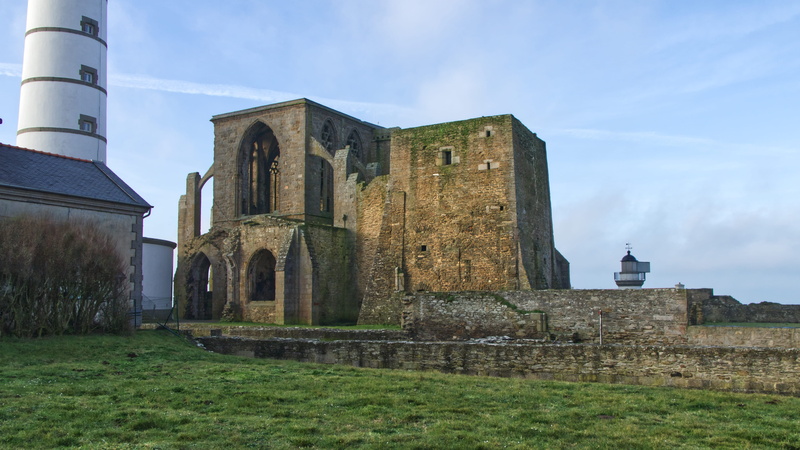 bell tower, nature, spirituality, the past, plant, outdoors, field, history, crypt, no people, place of worship, 5K, stone wall, church, plougonvelin