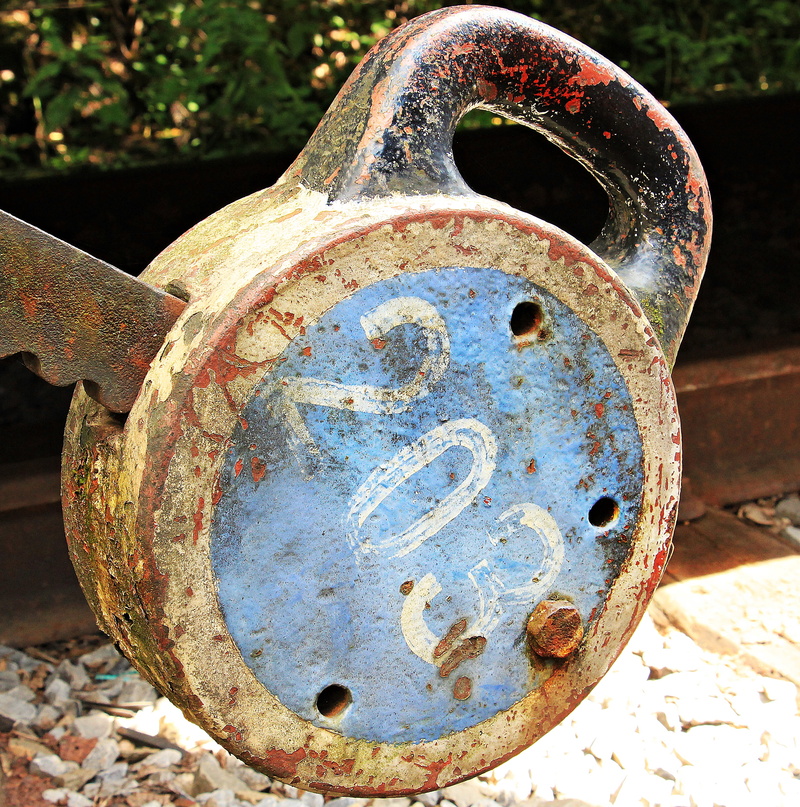 abandoned, steel, nature, land, planks, shut down, wood, lapsed, broken, metal, overgrown, old, close-up, wreck, railway, trains, turned off, wooden planks