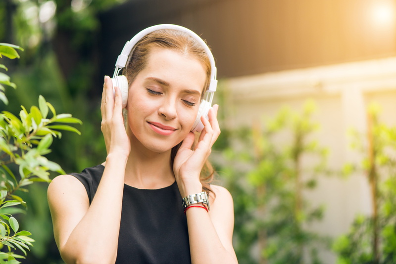 music, hairstyle, beauty, telephone, holding, sleeveless, attractive, white, young adult, listening, summer, enjoying, using phone, girl, smiling, active
