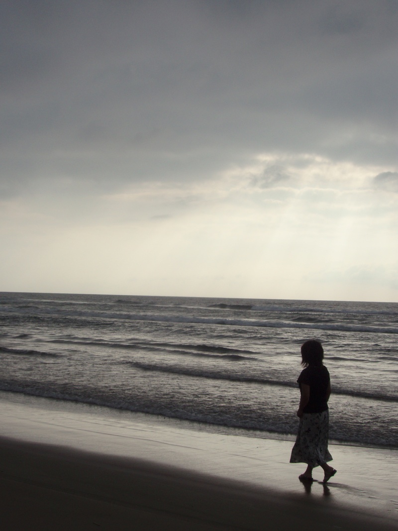 water, beauty in nature, land, standing, from behind, nature, real people, beach, 2K, rear view, outdoors, scenics - nature, coast, one person, sky, women