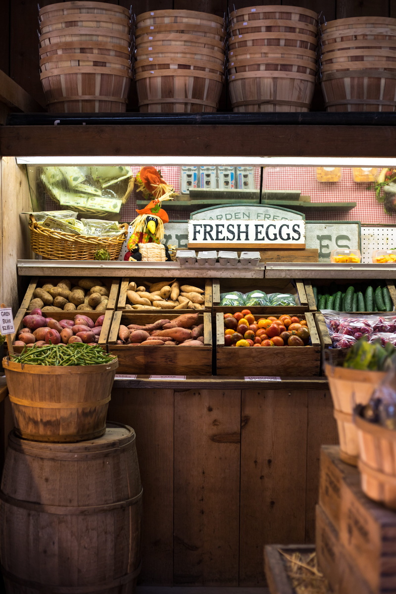 vegetable, retail display, western script, sale, crate, citrus fruit, text, communication, abundance, high rise, 5K, person, assorted, for sale, people