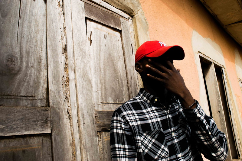 hat, retro, outdoors, nigeria, real people, wall - building feature, wood - material, redhat, ibadan, casual clothing, building exterior, blackman, 5K