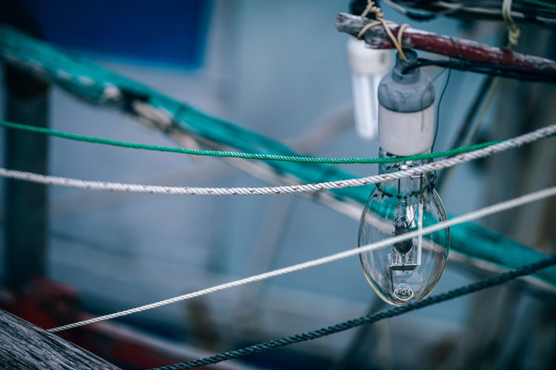 connection, wheel, metal, mode of transportation, bulb, lamp, boat, bicycle, port, rope, object, outdoor, day, cable, big, electronic, ocean, line, detail