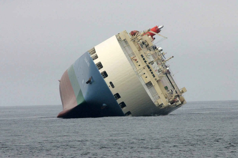 ocean, ship, sky, waterfront, horizon over water, boats, sinking, nature, outdoors, cross, ships, transportation, passenger craft, sea, cruise, vehicles