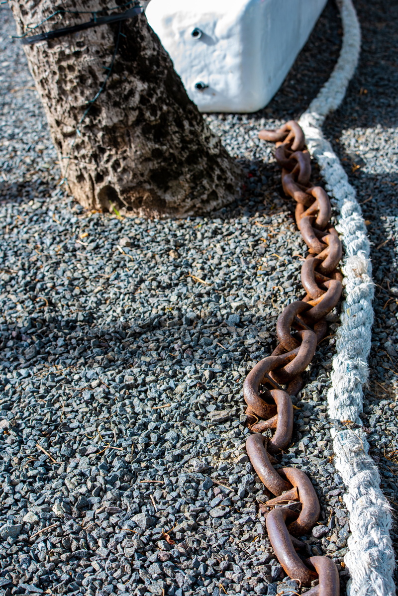 connection, tied up, chain, close-up, boat anchor, metal, solid, 5K, nature, one person, big chain, sunlight, iron, fray, rusty, textured, high angle view