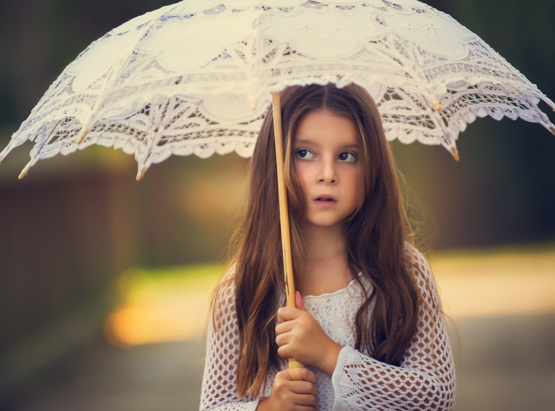 girls, Umbrella, protection, front view, Walking, Little, security, lace umbrella, hd, 2K, parasol, Cute, rain, innocence, outdoors, one person