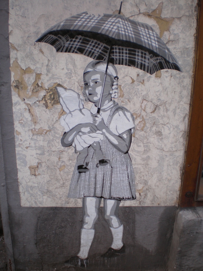 male likeness, art and craft, street art, düsseldorf, art, full length, architecture, creativity, holding, day, 2K, indoors, doll, female likeness, human representation